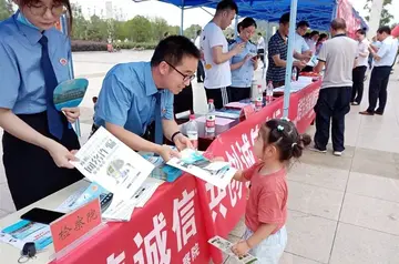 《永不凋谢的心灵之花》（关于诚信之花的作文精选）