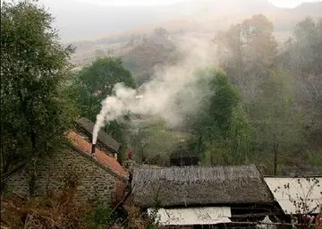 有关回到故乡的作文精选范例（《二十年后回故乡》）