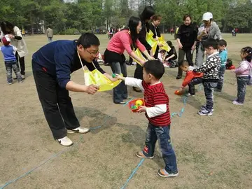 有关春天之声的作文精选范例（《聆听春的声音》）