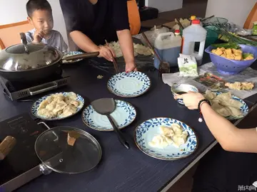 第一次做饭作文600字（人生道路上越走越坚实）