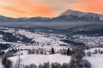 《又见冬天雪，真好》（关于冬季真美的作文精选）