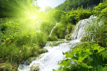 描写山水的惊艳句子（关于山水风景的唯美短句）