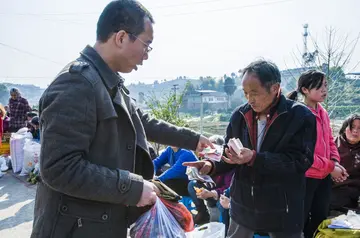 2022精准扶贫活动总结范文（精准扶贫策划总结范例）