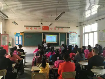 2022小学生家长会活动方案模板（小学家长会策划方案范本）