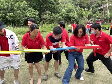 有关挑战困难的作文精选范例（《不畏困难，勇于挑战》）