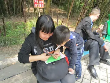 有关重视亲情的作文精选范例（《亲情最为珍贵》）