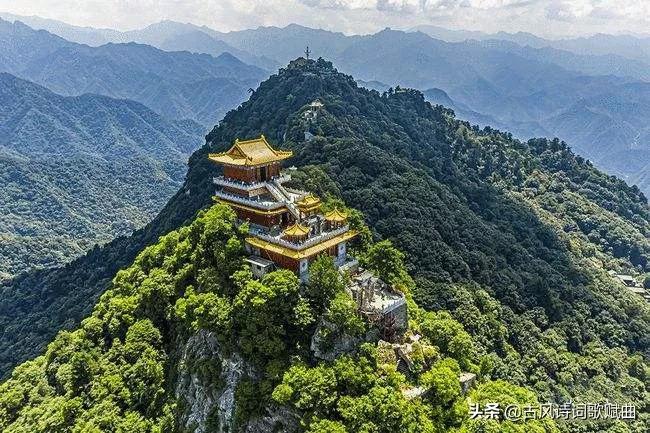 描写华夏名山的古诗词（山水的风光诗词）