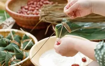 有关回忆节日的作文精选范例（《端午节回忆》）