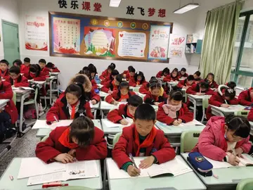 难忘的小学生活600字作文（重要的品质）