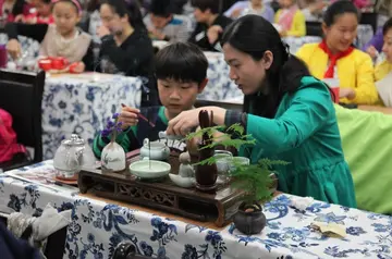 《母亲的爱究竟是什么》（关于感恩妈妈的作文精选）