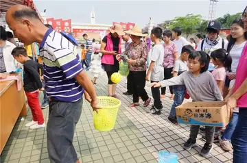 《我的童年生活》（关于度过童年的作文精选）