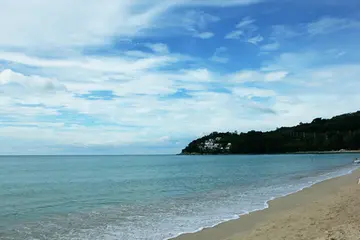 有关晴朗日子的作文精选范例（《阳光明媚的日子》）