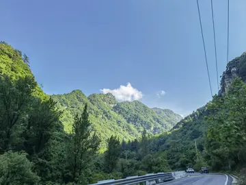 怀念夏天的优秀作文（《炎热的夏天》）