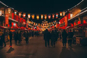 快乐的年味春节作文优秀（隆重的节日）