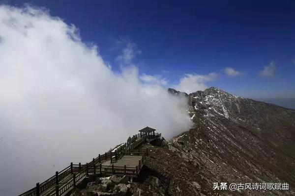 描写华夏名山的100首古诗词（山水风光的古诗）