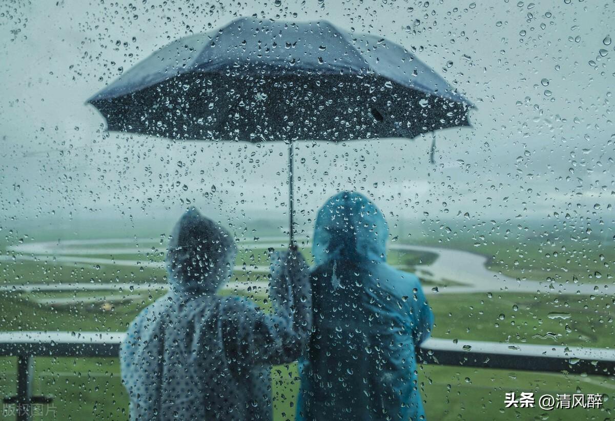 下雨时节唯美诗句说说（雨水节气的美好寓意）