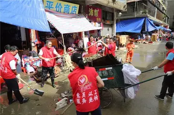 感动的一件事作文600字范文（最爱的季节）