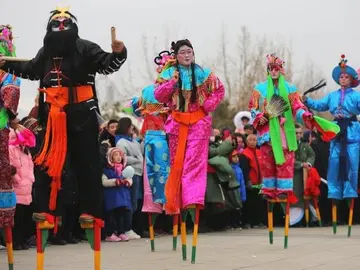 快快乐乐过新年作文优秀（愉快的新年）