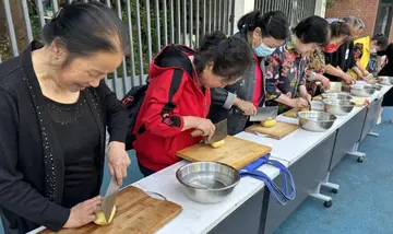 快乐的五一黄金周作文范文（幸福来自辛勤）