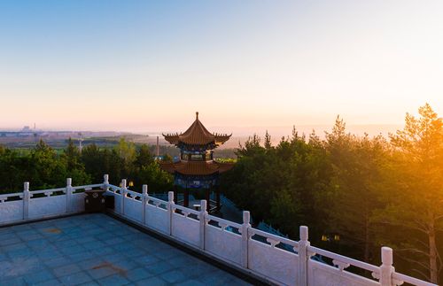 人间何处无风景800字记叙文（《无风景》）