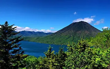 美丽的夏天优秀作文（《夏天的景色》）