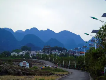 乡村的趣事作文（《乡村的风景》）