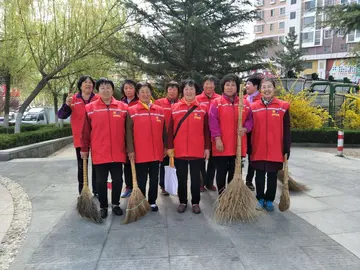 温馨的五一劳动节作文习作（浓厚的节日气氛）