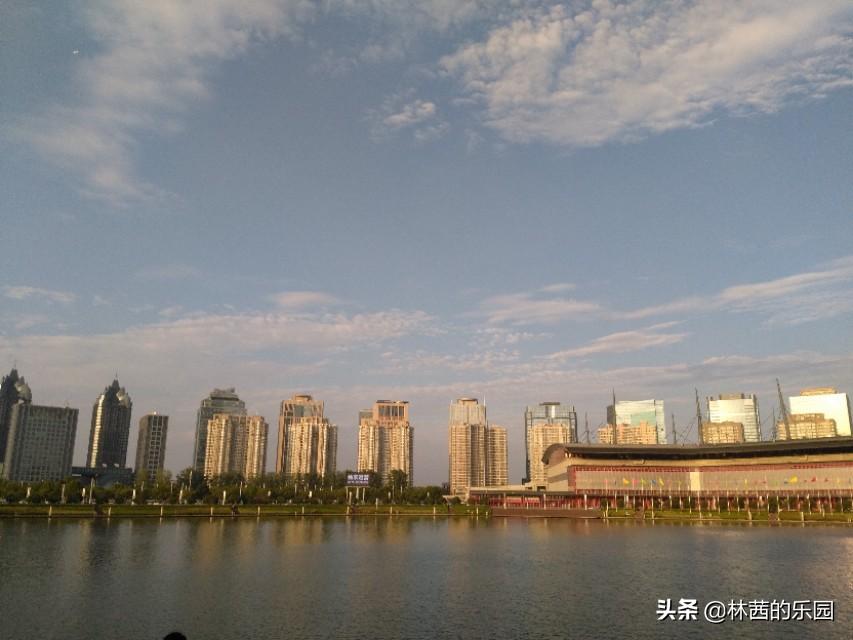 赞美黄昏夕阳的诗词（歌咏夕阳的10首诗词）