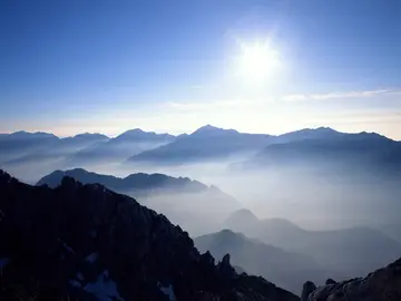 那些幸福的中秋节作文（《幸福的童年》）