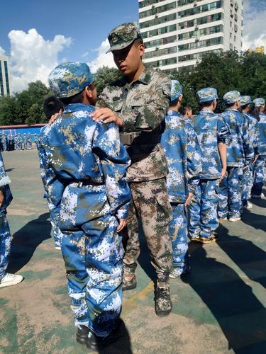 受益匪浅的故事作文（《一份心灵的礼物》）