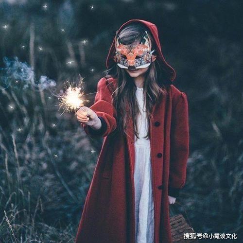 瞬间泪崩的说说（泪如雨下，心如刀割）