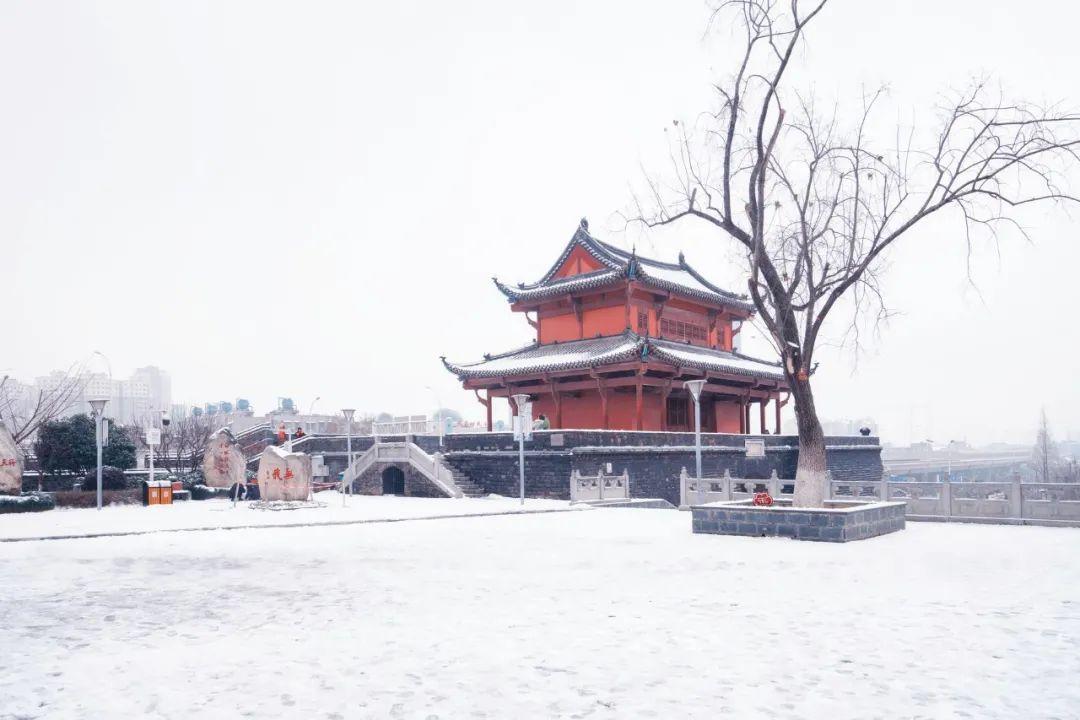 赞美冬雪的诗词绝句（36首冬雪诗词）