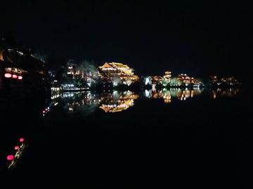 那些圣诞节的夜晚作文（《夜晚的风景》）