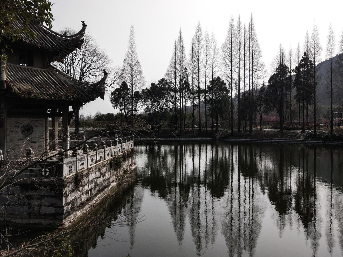 赞颂祖国大好河山诗词（祖国山河壮美的诗词佳句）