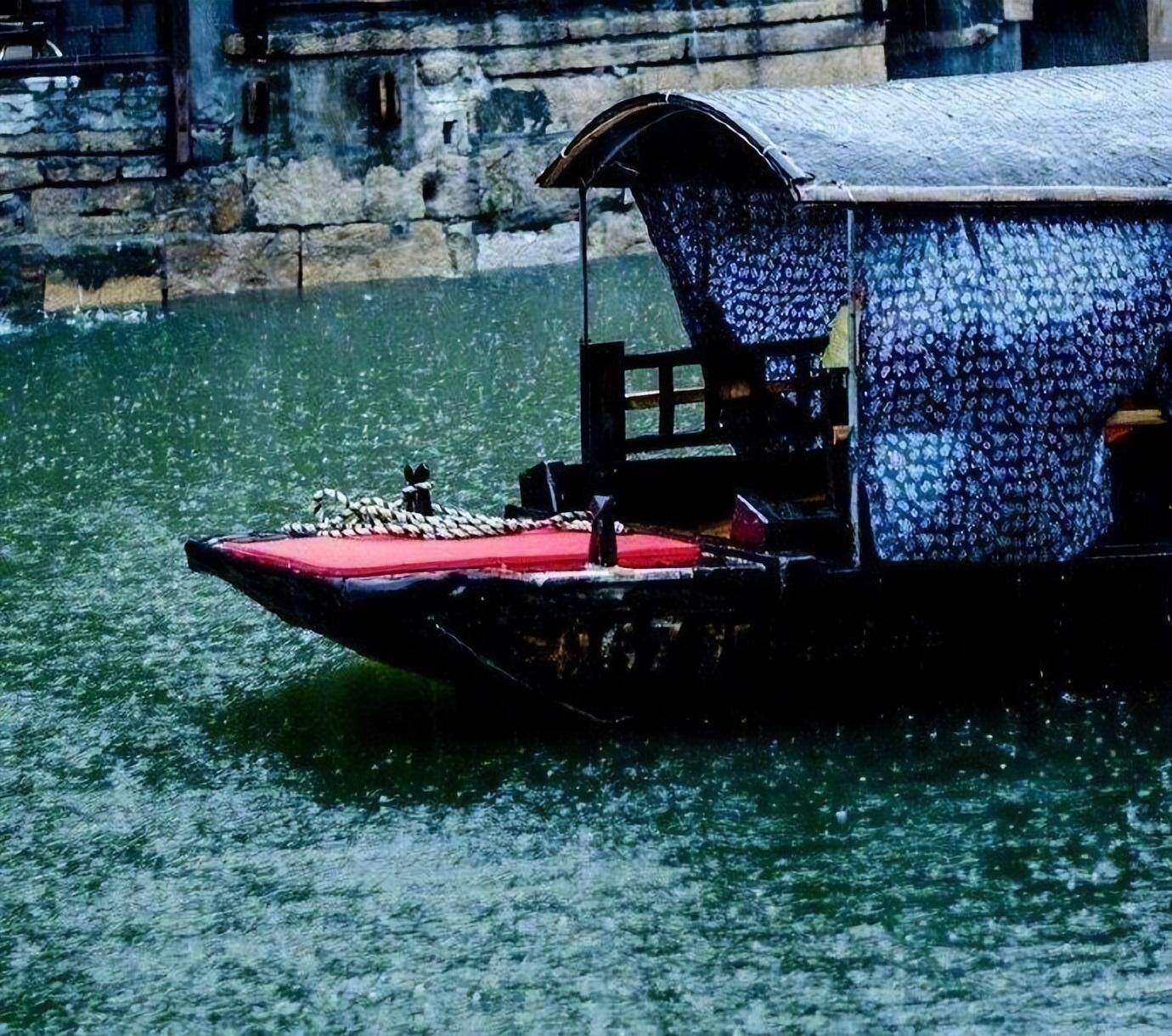 听雨眠诗词名句大全（十二首听雨眠诗词）