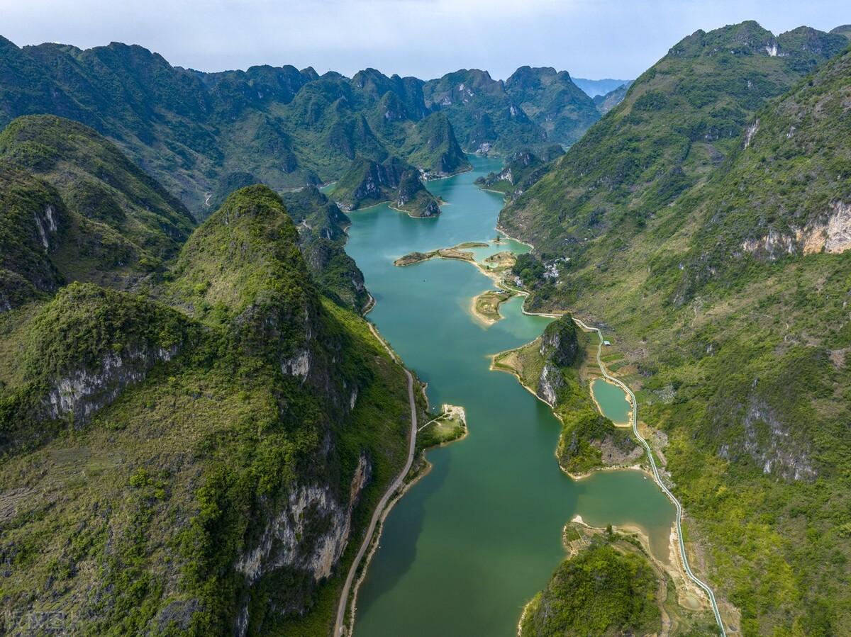 绿水青山诗词名句（十二首绿水青山诗）