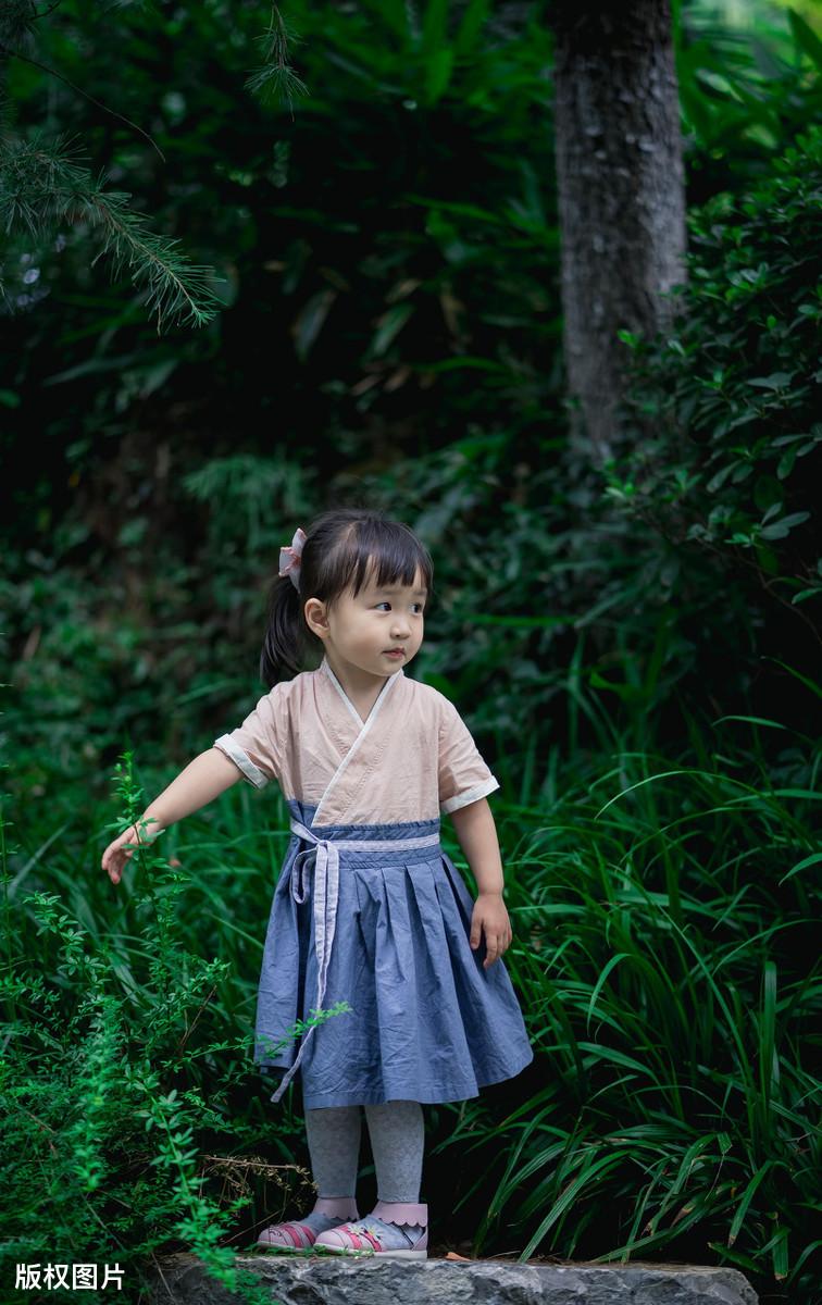 小孩子天真可爱的诗句（10首童趣古诗词）