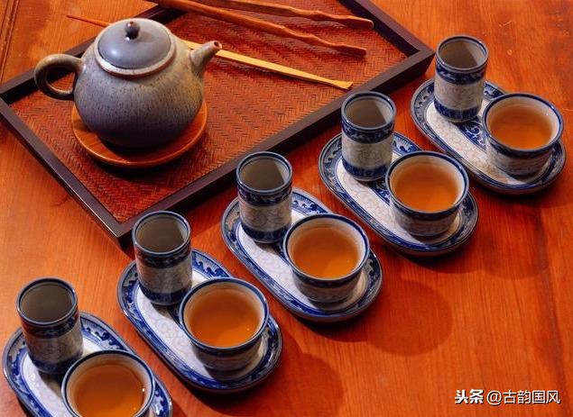 茶清如简，人淡如茶（咏茶绝句100首）