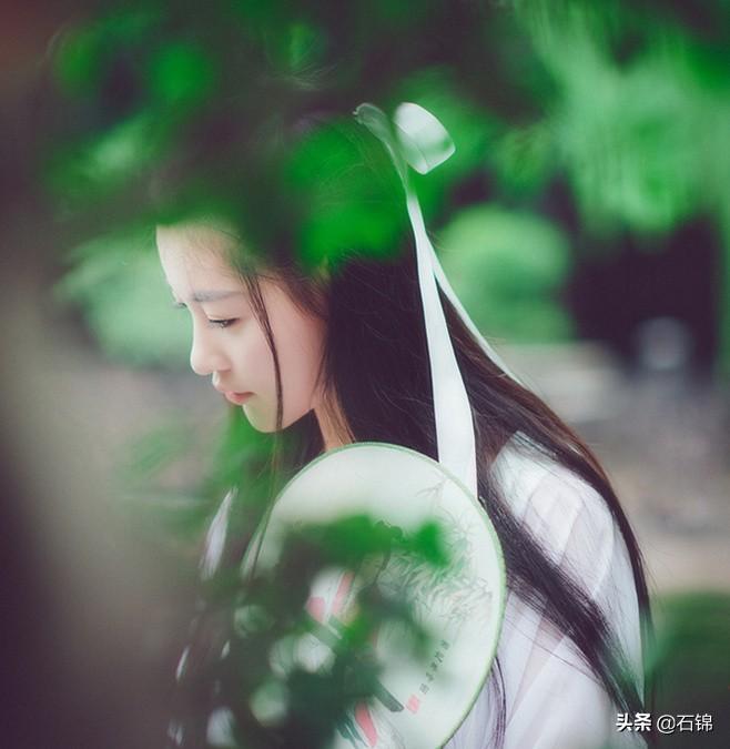 赞美才女经典诗词和名言（七首才女诗词）