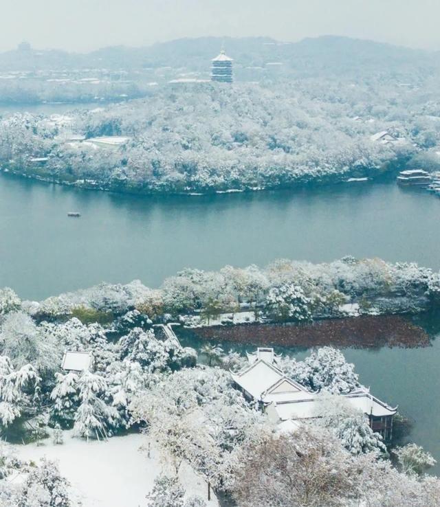 鹧鸪天诗词名句有哪些，辛弃疾两首经典《鹧鸪天》