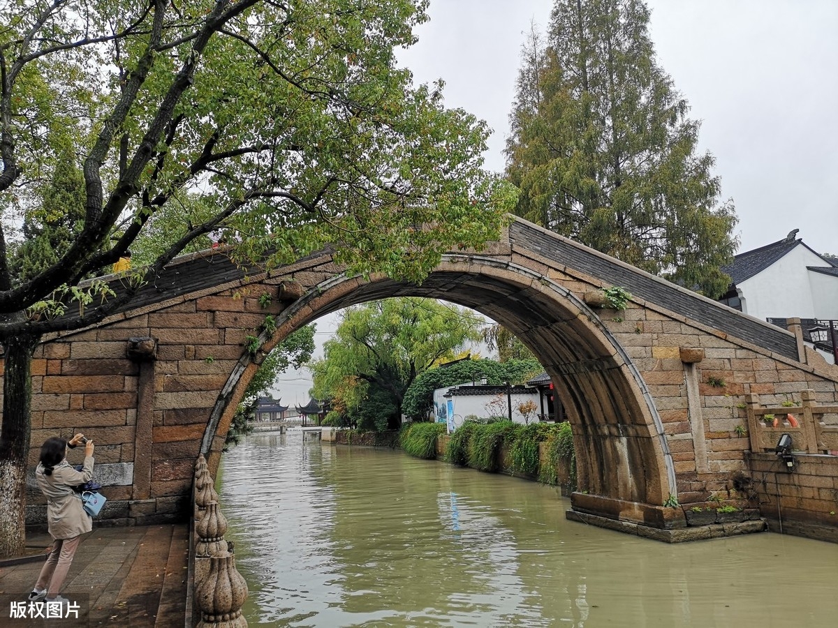 灯前一觉江南梦，惆怅起来山月斜（17首经典羁旅诗）