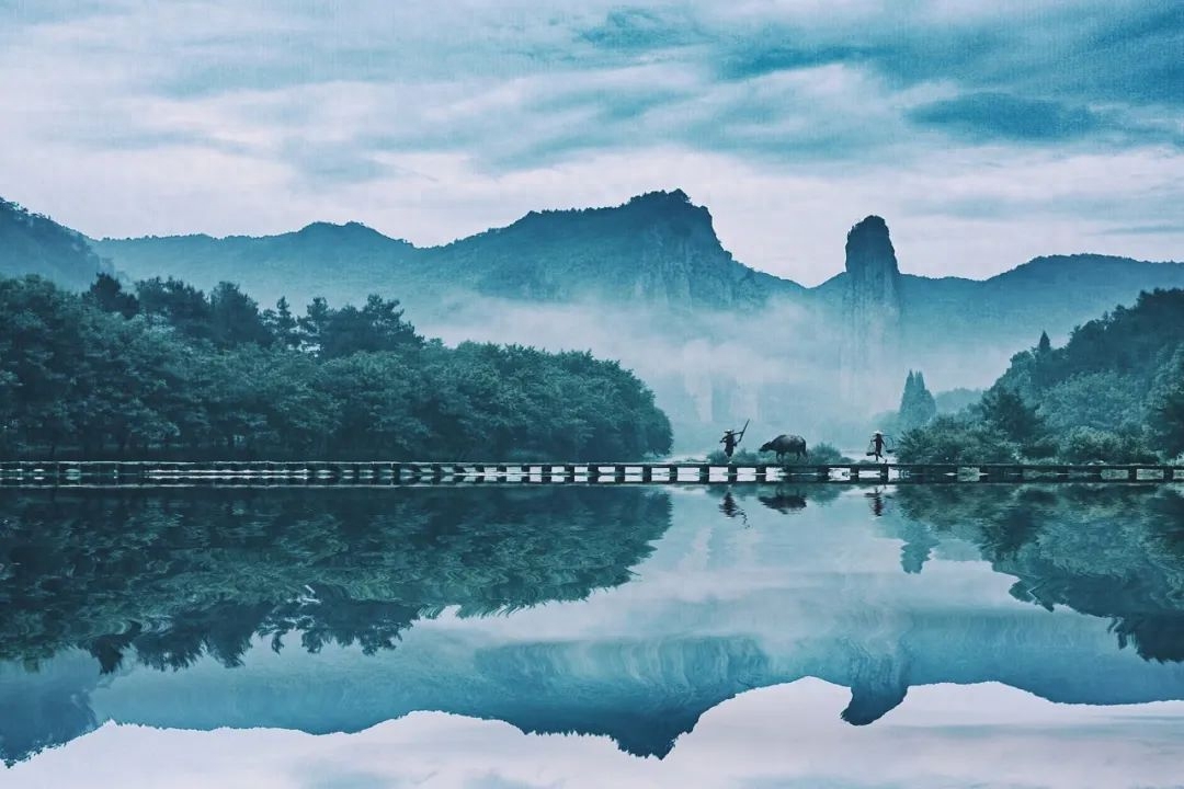 江南烟雨，大漠落日（45句宝藏诗词）