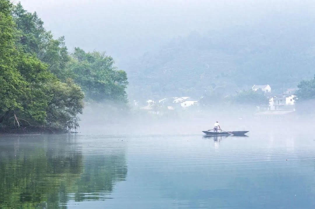 纷纷扰扰时光度，梦里沉香醉流年（唯美的6首时光诗词）