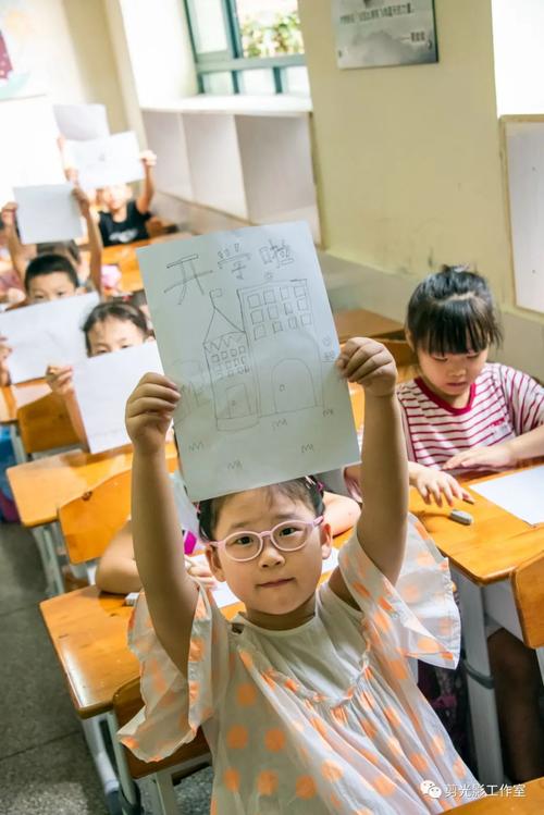 追寻梦想邂逅成功的例子作文（《心若向阳，梦就不灭——当梦想邂逅希望的故事》）