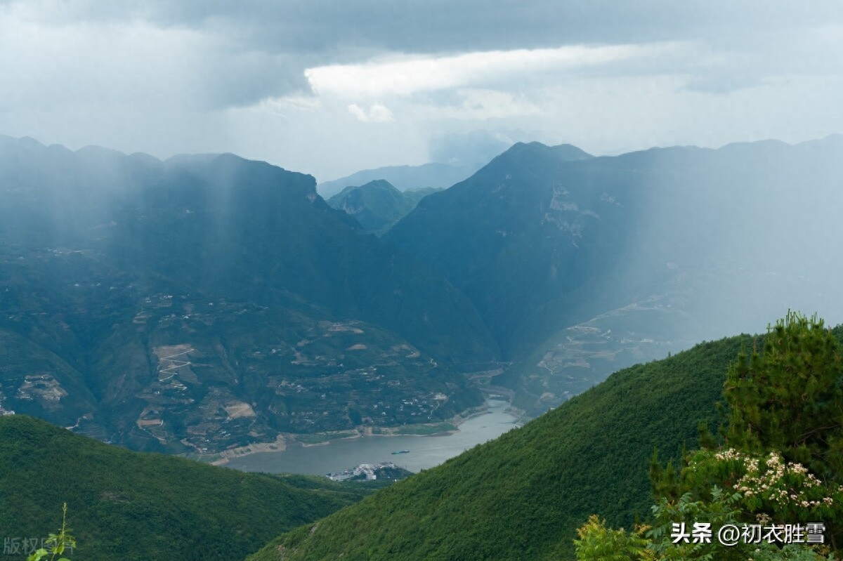 清明节扫墓古诗五首（清明祭扫各纷然，百年人世几清明）