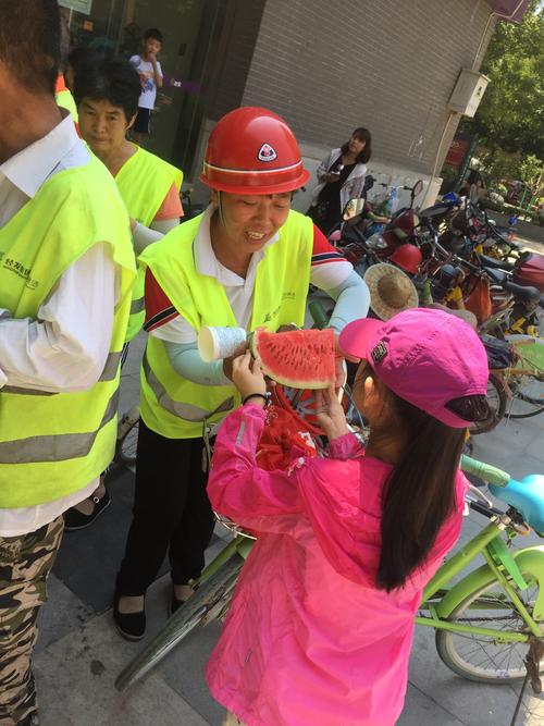 以爱护城市环境为话题的作文题目（《爱护城市环境，从我做起》）