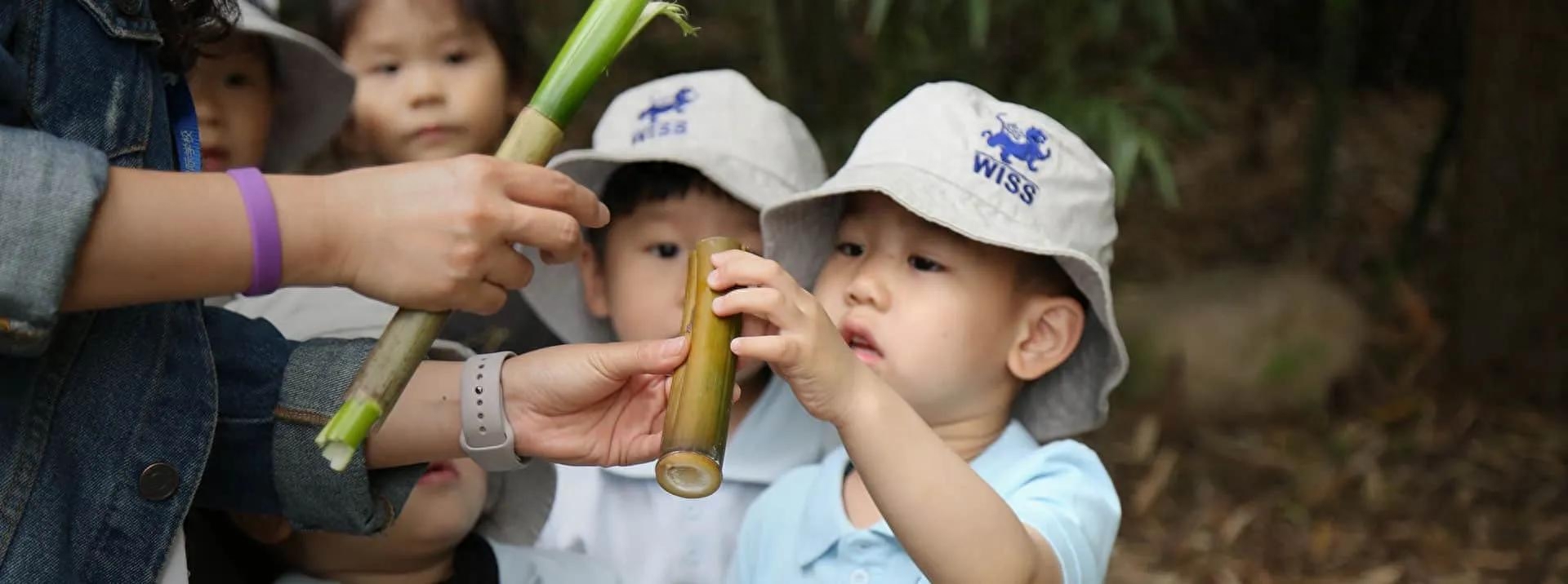 孩子假期总是玩电子产品怎么办（戒掉玩手机的5个方法）