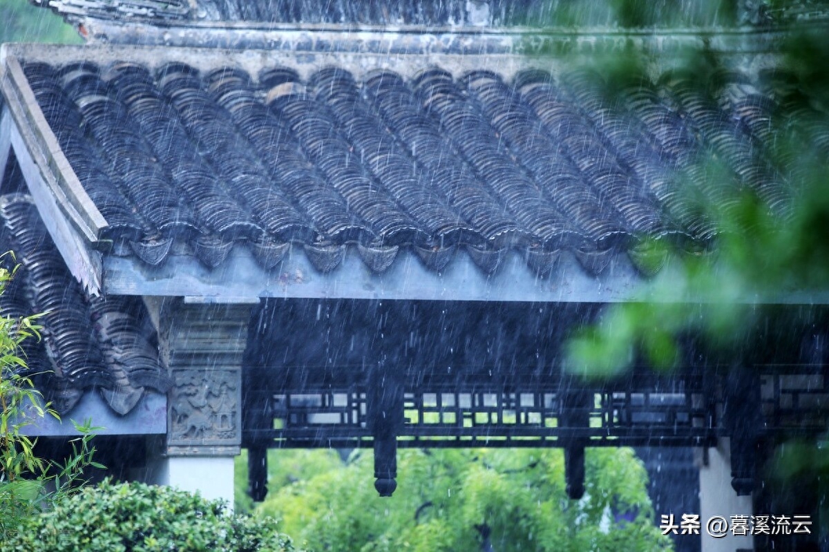 山水有时尽，师恩日月长（8首写师魂的经典诗词）