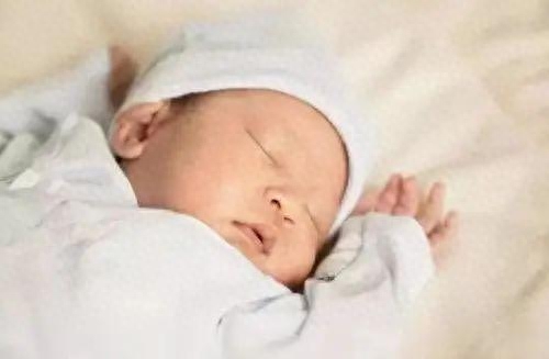 新生儿第1个月护理事项（新生儿护理指南）