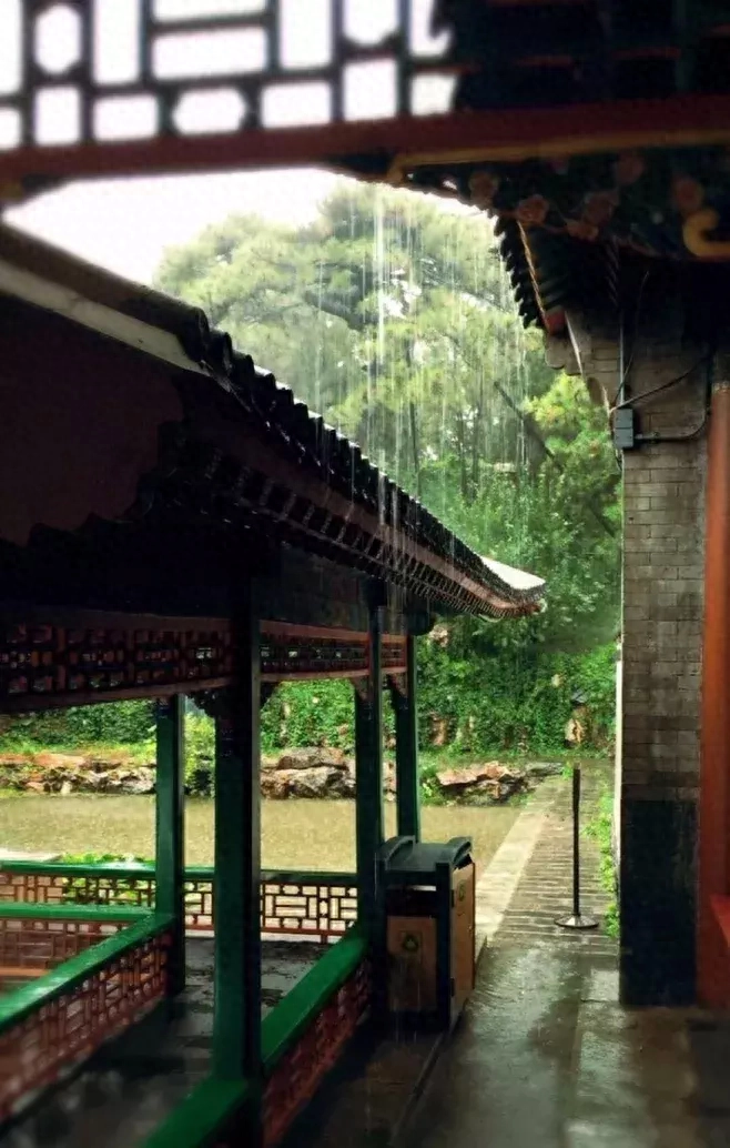 写雨唯美诗词有哪些（九首写雨的诗词）